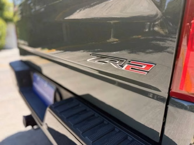 CHEVROLET SILVERADO 6.2L ZR2 AT 4WD N2 ONSTAR - 2026 | 2850 - Imagen 15