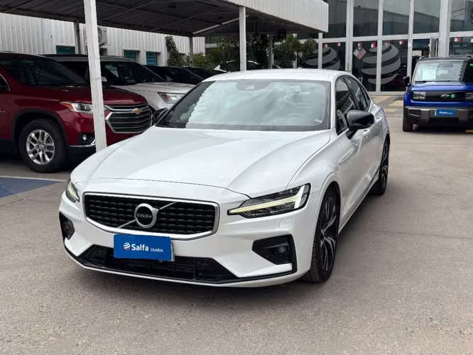 Volvo S60 2.0 T4 R-DESIGN AT 2020