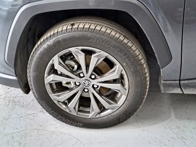 TOYOTA RAV4 2026