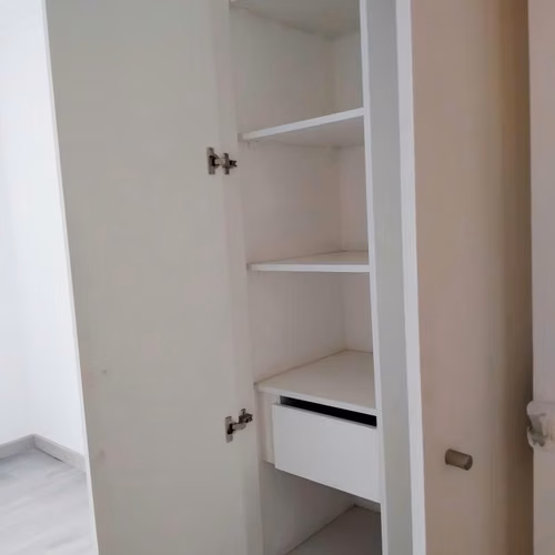 OPORTUNIDAD, VENTA DEPTO VICUÑA MACKENNA A PASOS DEL METRO - Imagen 4