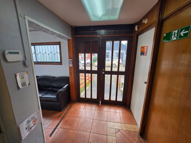 ARRIENDO AMPLIO LOCAL COMERCIAL – CALLE JANEQUEO, VALDIVIA