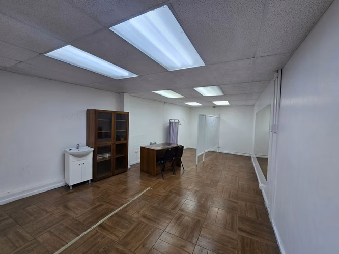 ARRIENDO AMPLIO LOCAL COMERCIAL – CALLE JANEQUEO, VALDIVIA