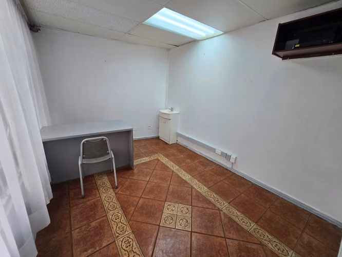 ARRIENDO AMPLIO LOCAL COMERCIAL – CALLE JANEQUEO, VALDIVIA