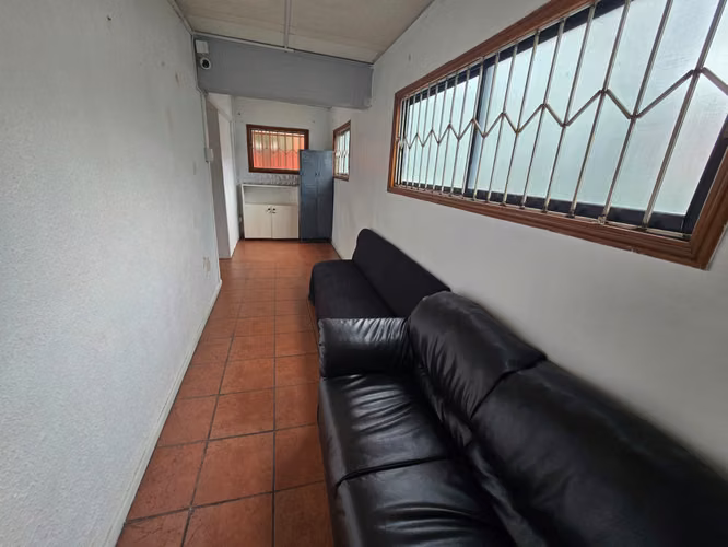 ARRIENDO AMPLIO LOCAL COMERCIAL – CALLE JANEQUEO, VALDIVIA