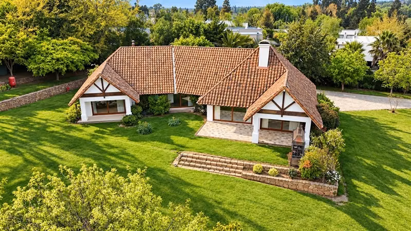 Vendemos Excelente Casa en Alto Las Cruces, Talca
