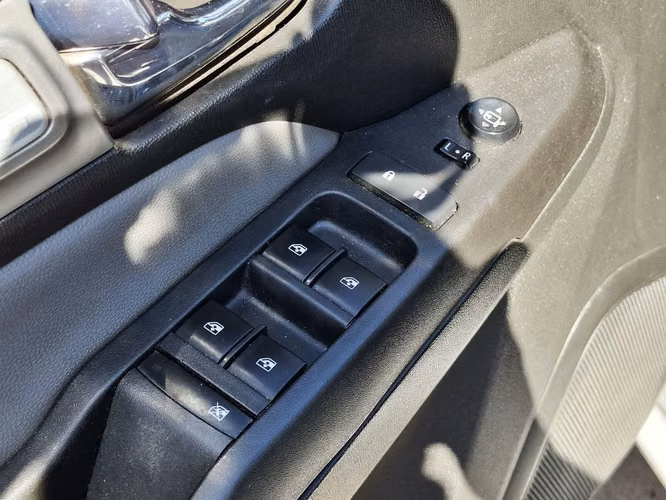 CHEVROLET COLORADO 2023 - Imagen 12