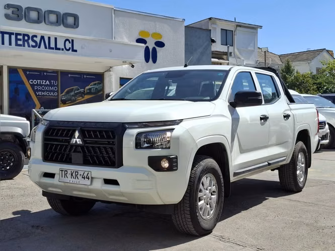 MITSUBISHI L200 2024