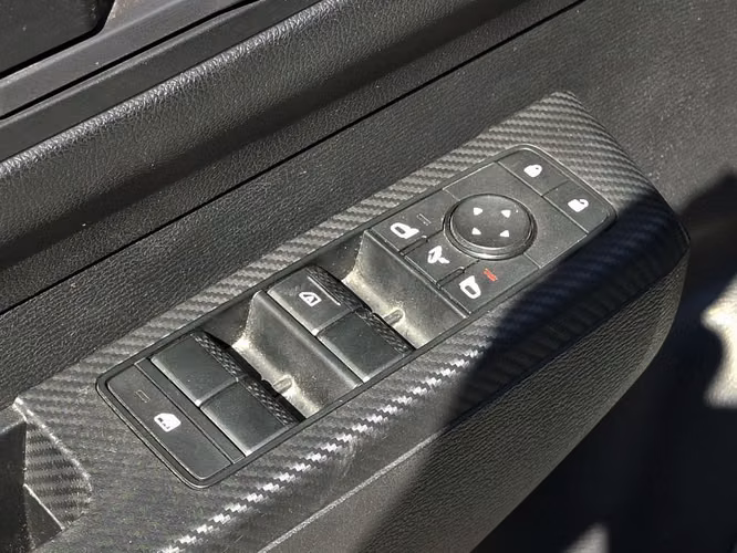 MITSUBISHI L200 2024 - Imagen 12