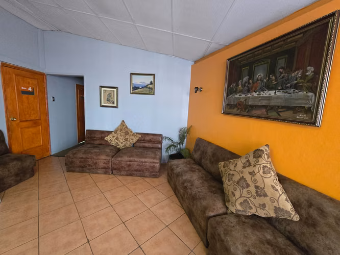 ARRIENDO BOX PRIVADO – CENTRO MÉDICO SAN MATEO, VALDIVIA