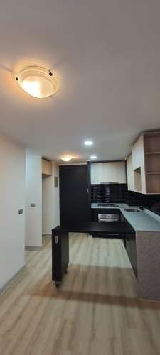 Arriendo Depto 2D+1B. Metro Lo Ovalle.