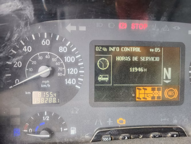 CAMION TOLVA MERCEDES BENZ ACTROS 4144K 2015 20M3