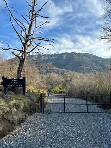 5.000 m², río Caracoles, seguridad y luz (183303)