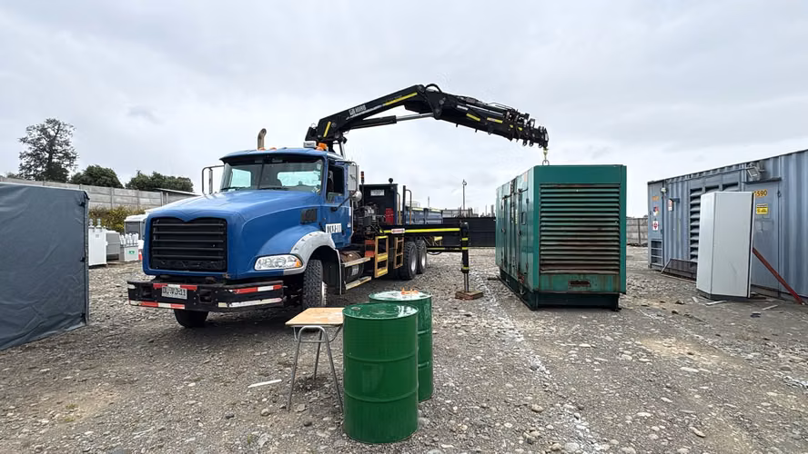CAMIÓN PLUMA MACK GU813 HIAB 288EP5 HIDUO 2013