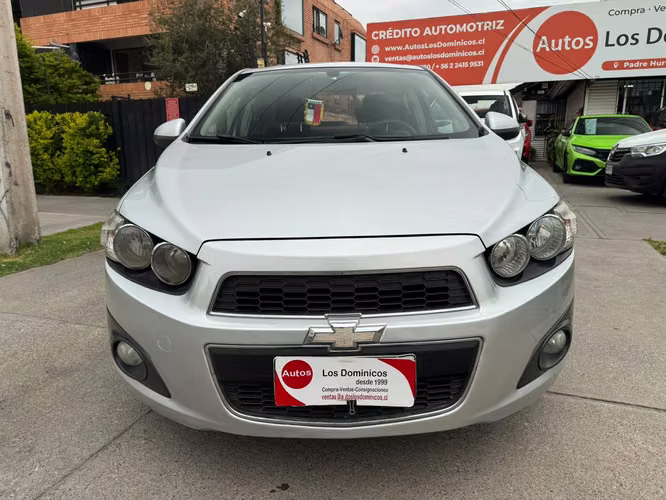 CHEVROLET SONIC LT 1.6 MEC FULL AIRE AIRBAG VER EN LAS CONDES 2013 - Imagen 2