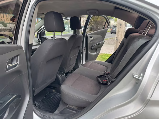 CHEVROLET SONIC LT 1.6 MEC FULL AIRE AIRBAG VER EN LAS CONDES 2013 - Imagen 12