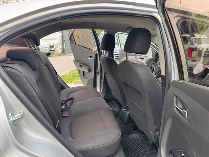 CHEVROLET SONIC LT 1.6 MEC FULL AIRE AIRBAG VER EN LAS CONDES 2013 - Imagen 14