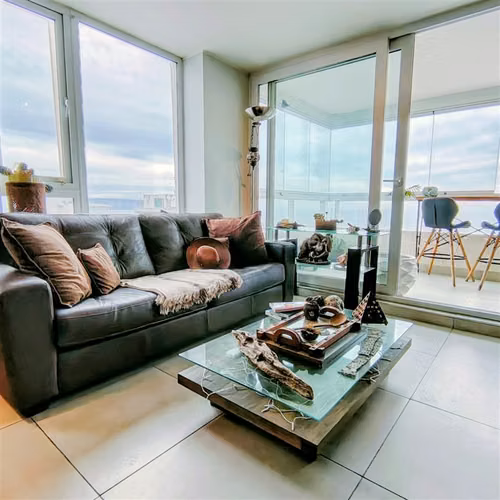 DPTO ARRIENDO 3D2B/ EDMUNDO ELUCHANS-REÑACA NORTE/FULL VISTA