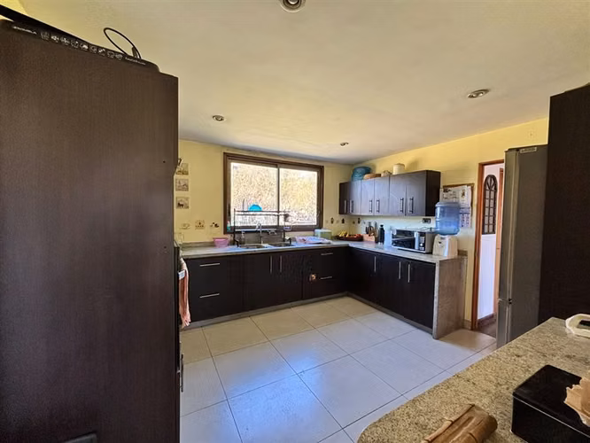 Venta Parcela 4 dormitorios en María Pinto
