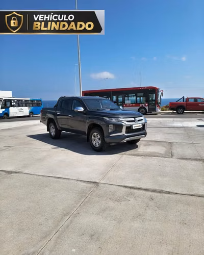 MITSUBISHI L200 D/C 4X4 TD  DAKAR CRS MT - 2023 | 4761