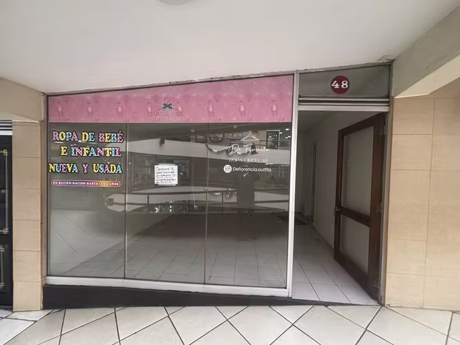 Arriendo Local Bulnes / Galería Polícentro (Caracol) - Dueño Directo sin Comisión - Imagen 7