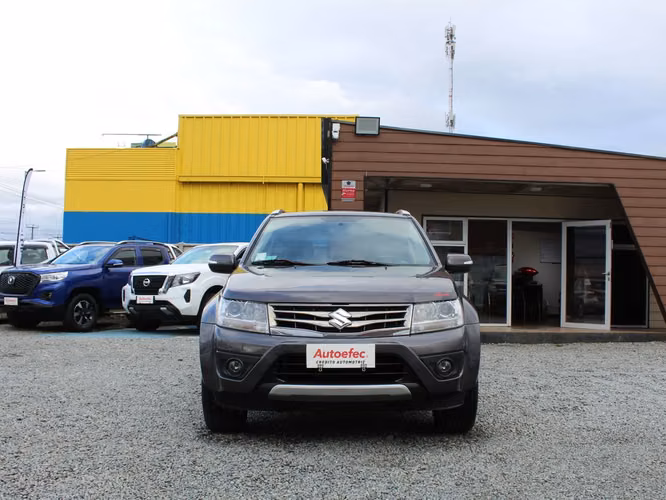 SUZUKI Grand Nomade GLX 2.4 2017 - Imagen 3