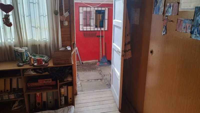 VENDO CASA 5D 2B 8 ESTACIONAMIENTOS - Imagen 12