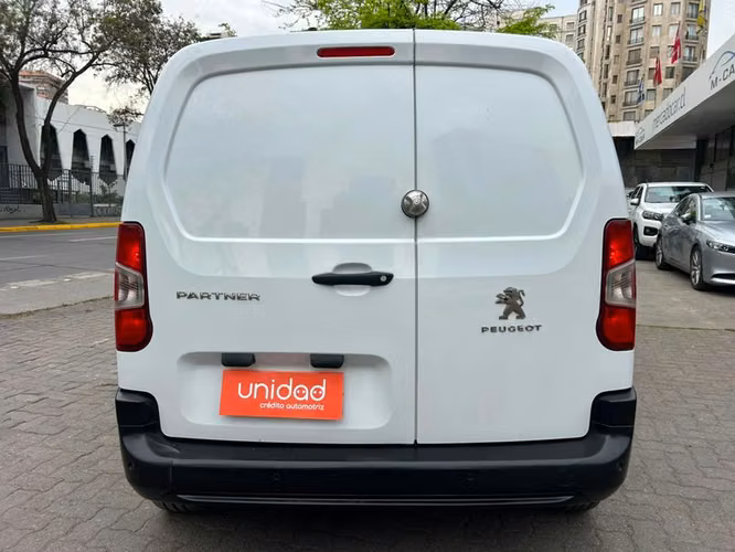 PEUGEOT PARTNER HDI 92 L1 1.6 - 2023 | 4727 - Imagen 6