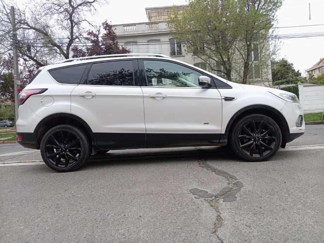 FORD ESCAPE 2.0 TITANIUM 4X4 DIESEL AT 5P. 2019