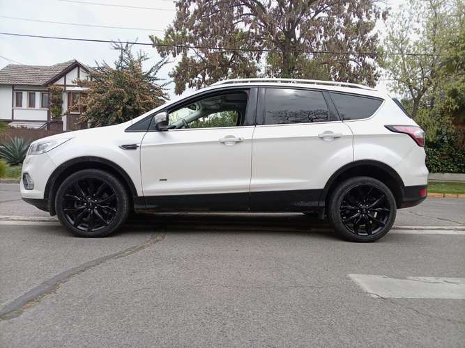 FORD ESCAPE 2.0 TITANIUM 4X4 DIESEL AT 5P. 2019