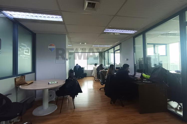 Oficina en arriendo! (metro santa lucia) - Imagen 3