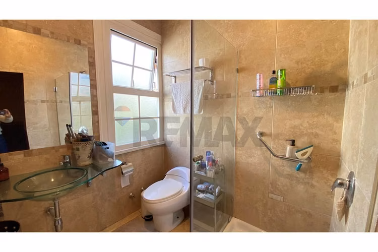 Elegante casona en recreo | 383 m² | 6d 4b - Imagen 18