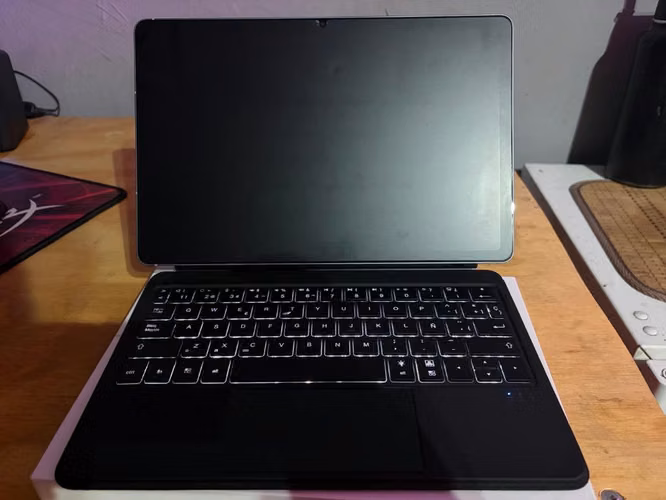 Galaxy tab s10fe 128GB + Magic Keyboard