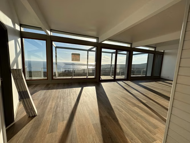 EXCELENTE CASA CAMINO A LOS VILOS CON VISTA AL MAR - Imagen 4