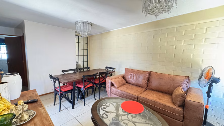 SE VENDE CASA DE UN PISO SOLIDA AMPLIO TERRENO - Imagen 18