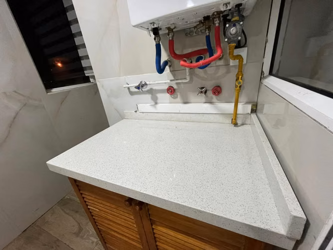 ARRIENDO DPTO DE 4 DORMITORIOS Y TRES BAÑOS EN BARRIO INGLES - Imagen 15