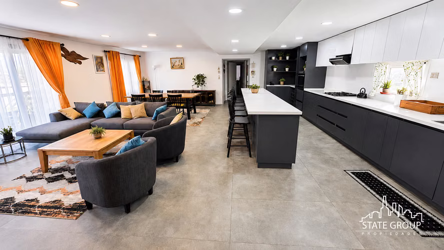 VENTA PARCELA DE 5700M2 CON CASA DE 250M2 PAINE 5 DORMITORIO - Imagen 2