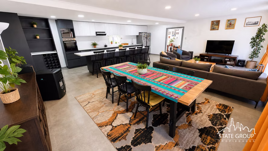 VENTA PARCELA DE 5700M2 CON CASA DE 250M2 PAINE 5 DORMITORIO
