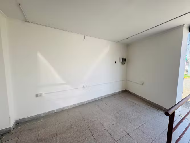 LOCALES COMERCIALES CON EXELENTE UBICACION EN AV SAN PABLO