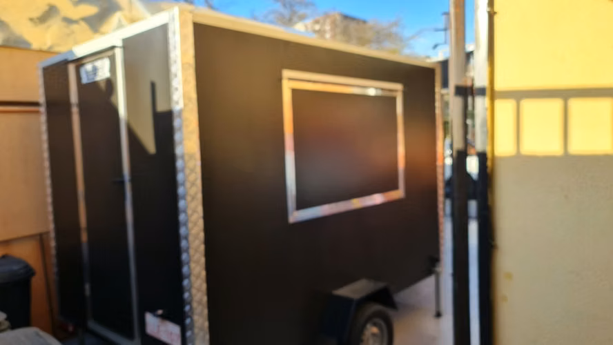 FOOD TRUCK EQUIPADO + COCINA Y BAÑO | PERMISO SEREMI | SAN MIGUEL