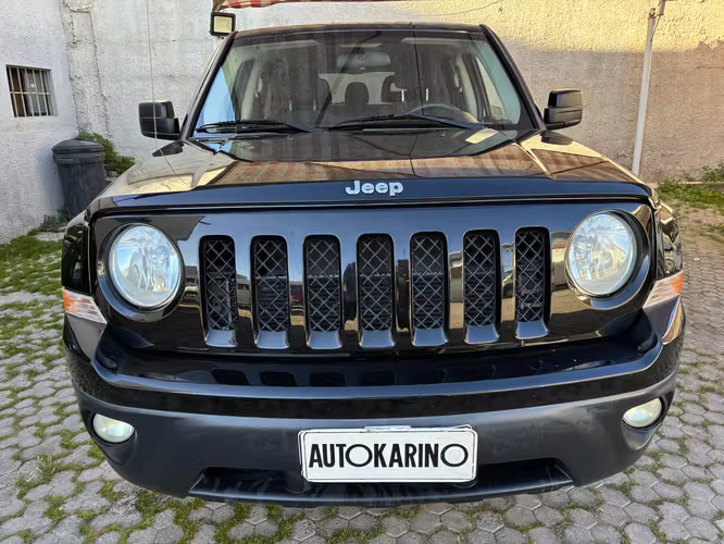 STATION WAGON JEEP PATRIOT SPORT 2.4 AUT AÑO 2015 Km 133237