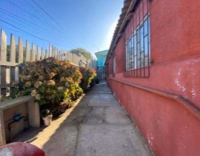 Casa con hermosa vista al mar, en primera linea, San Antonio - Imagen 17