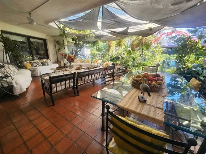 Espectacular residencia , apta embajadas. - Imagen 10
