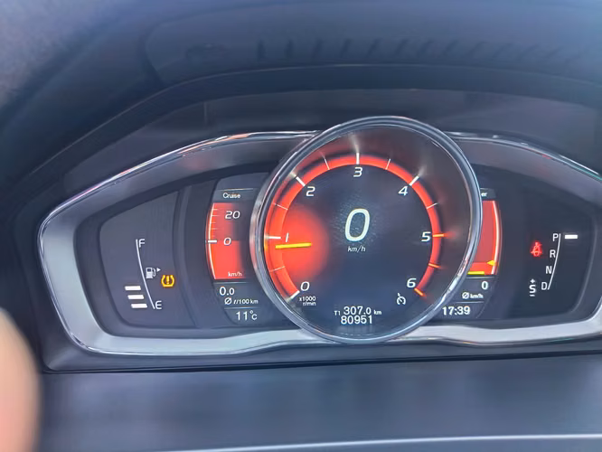 Volvo S60 2.0 D2 LIMITED DIESEL 4X2 AT 4P. - Imagen 7