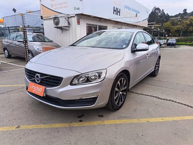 Volvo S60 2.0 D2 LIMITED DIESEL 4X2 AT 4P. - Imagen 2
