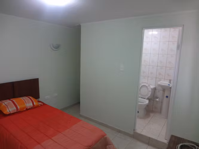 Pieza con baño privado persona sola