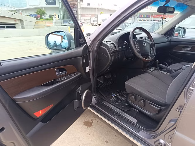 SsangYong Rexton 2.0 DIESEL 2WD AT 5P. - Imagen 11