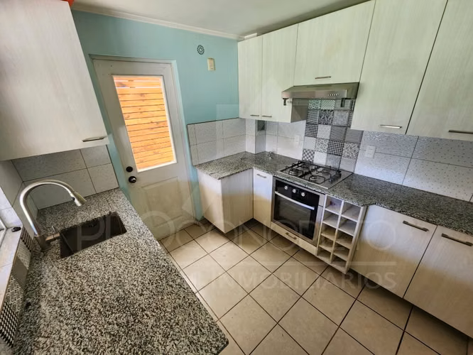 Casa en arriendo con piscina y terraza techada 3D 2B Valle Grande Lampa $850.000 - Imagen 11