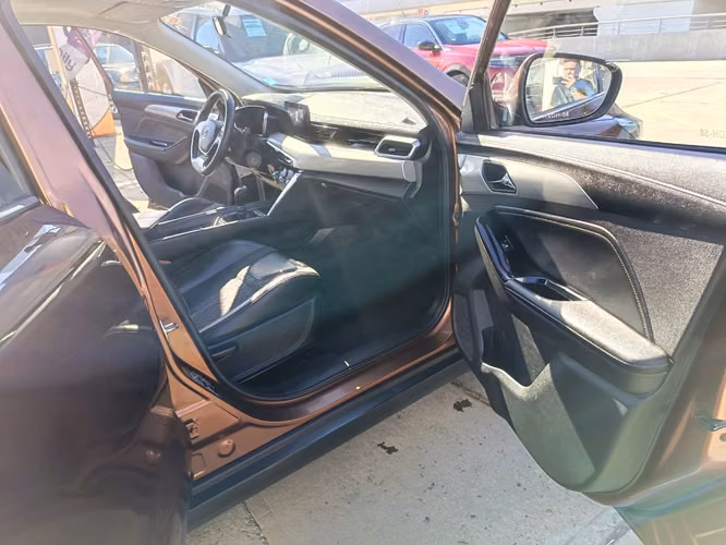 Baic X35 1.5 ELITE 4X2 MT 5P. - Imagen 18