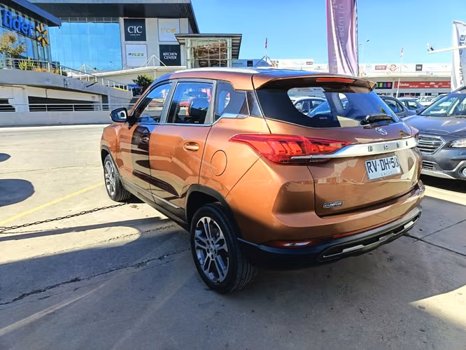 Baic X35 1.5 ELITE 4X2 MT 5P. - Imagen 5