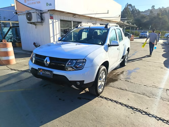 Renault Oroch 1.6 ZEN 4X2 DOB. CAB. CONNECT 6MT 4P. - Imagen 3